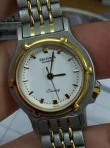 Vintage Technos swiss made lady watch