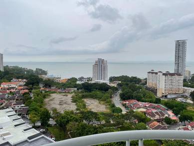 Condominium For Sale in Leader Garden