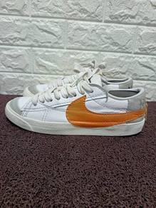 uk7.5 Nike Blazer Low '77
