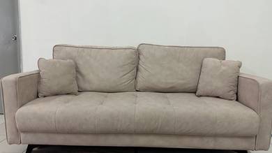 Sofa 3 Seater untuk Dijual – RM750 (Nego)