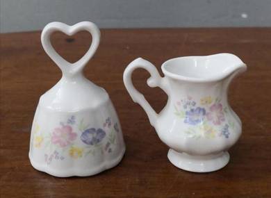 Hammersley fine bone mini pitcher bell set