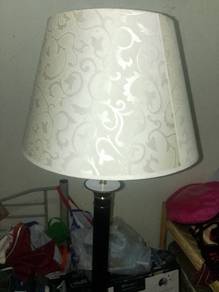 lampu nak jual murah2.