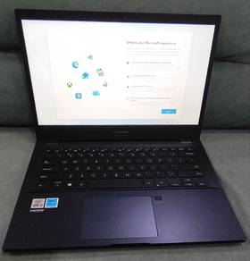Rarely Used Asus ExpertBook 14 inch