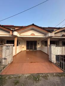 2-storey Terraced House For Sale in Chukai,TRG