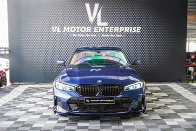 BMW 320i 20i SPORT in Desa Petaling, KUL