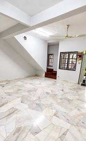2-storey Terraced House For Sale in Seri Kembangan,SGR