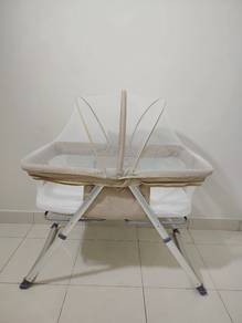 Juniors Drew Foldable Baby Bassinet