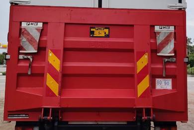 PHE Tail Lift 1.5ton Used