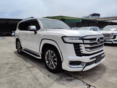 Toyota Land Cruiser ZX in Sungai Besi, KUL