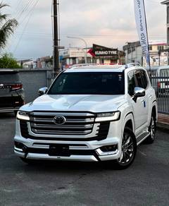 Toyota Land Cruiser ZX in Kuching, SWK