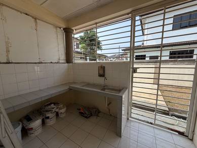 Semi-Detached House For Rent in Kuching,SWK