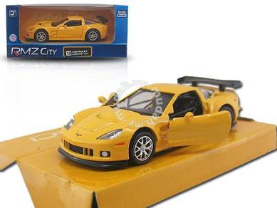 Koleksi model kereta Chevrolet corvette kuning