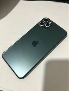iPhone 11 Pro Max 256GB Midnight Green.