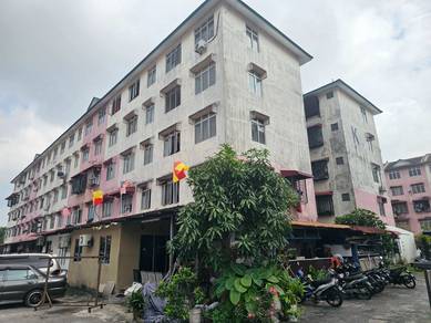 Apartment For Sale in Siantan Apartment