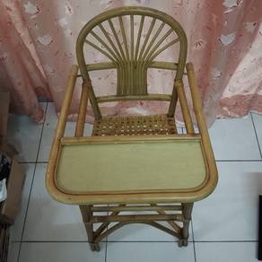Kerusi seating baby rotan vintage