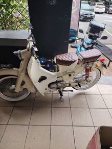 Honda C70