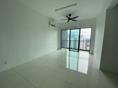 Condominium For Sale in Skyview Residence