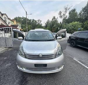 Toyota Isis CVT in Cheras, SGR