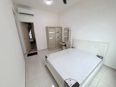 Condominium For Rent in Ideal Venice Residency
