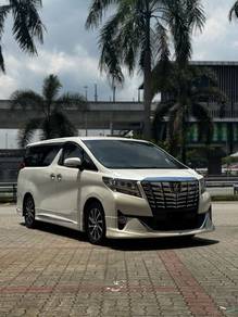 Toyota Alphard in Serdang, SGR