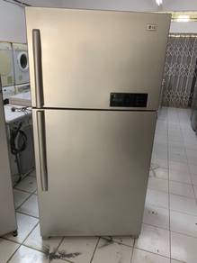 LG Huge 2 doors Peti Sejuk fridge Ais Refrigerator