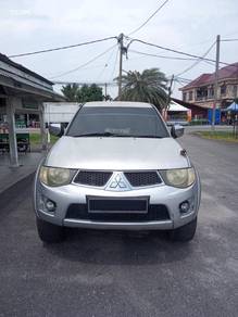 Mitsubishi Triton in Klang, SGR