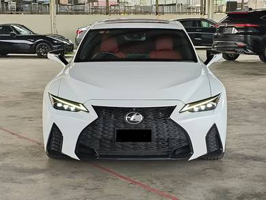 Lexus IS 300 F-SPORT in Johor Bahru, JHR