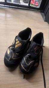 Kasut Bola Budak / Kid Football Boots Adidas