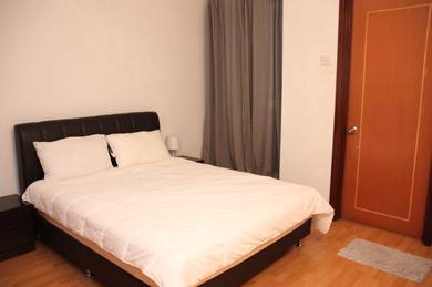 Condominium For Rent in Riana Green