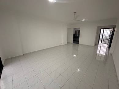 Apartment For Rent in Seri Mutiara Apartments (Seri Alam)