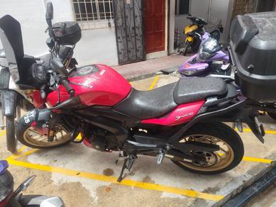 Modenas Dominar D400