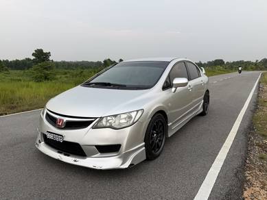 Honda Civic i-VTEC in Chukai, TRG