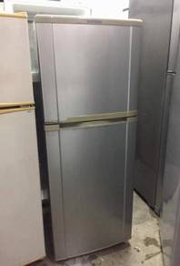2 doors Peti Samsung Sejuk Ais Refrigerator