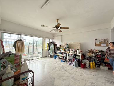 Condominium For Sale in Menara Alpha