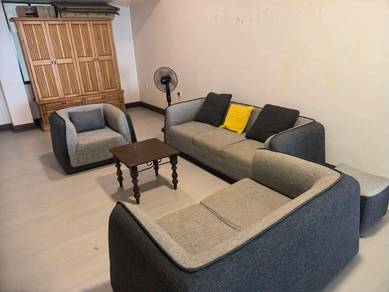 Condominium For Sale in Silverton
