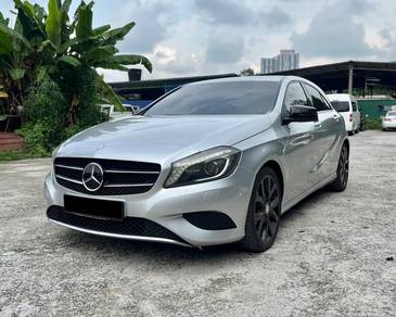 Mercedes Benz A200 200 BlueEFCY (CBU) in Kajang, SGR