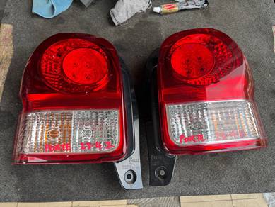 No 23-4-2 Toyota Porte 12-20 Rear Lamp Jpn