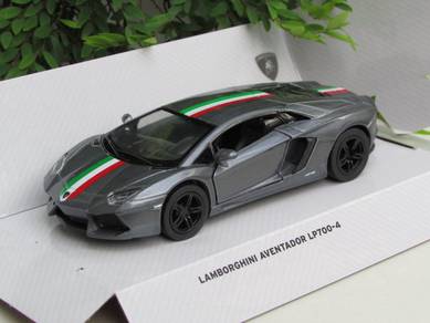 Kinsmart Car Lamborghini Aventador Lp700-4 Gray