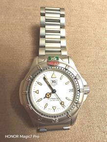 Tag Heuer 4000 Series Professional