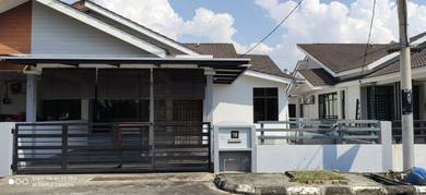 Terraced House For Sale in Bertam,PNG