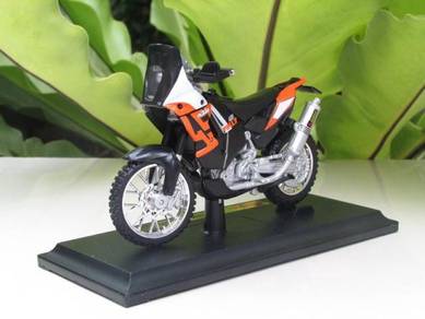 Maisto 1-18 Motorcycle KTM 450 Rally Bike 2014