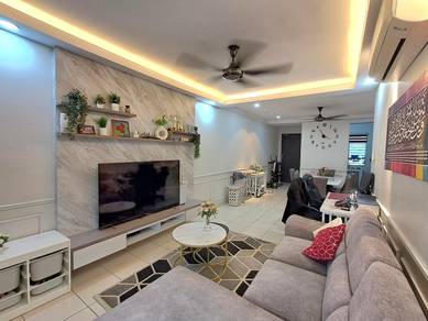 Condominium For Sale in Pearl Avenue