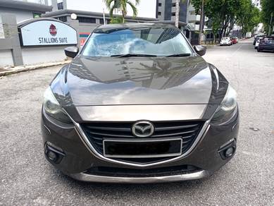 Mazda 3 SEDAN HIGH SKYACTIV (CKD) in Jelutong, PNG