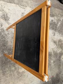 MALA easel softwood