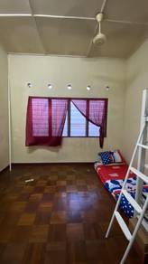 Room in Petaling Jaya, SGR