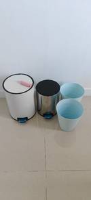 Set of 2 Pedal Bins and 2 Small Bins