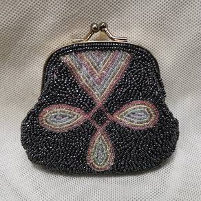 Vintage Beaded Carla Marchi Coin Purse Kiss