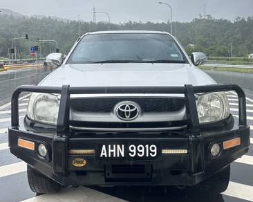 Toyota Hilux STD in Kota Kinabalu, SBH