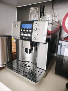 De'Longhi Prima Donna Coffee Machine