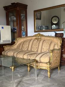 Antique Paris piece rocoro 3 seater with Coffee ta